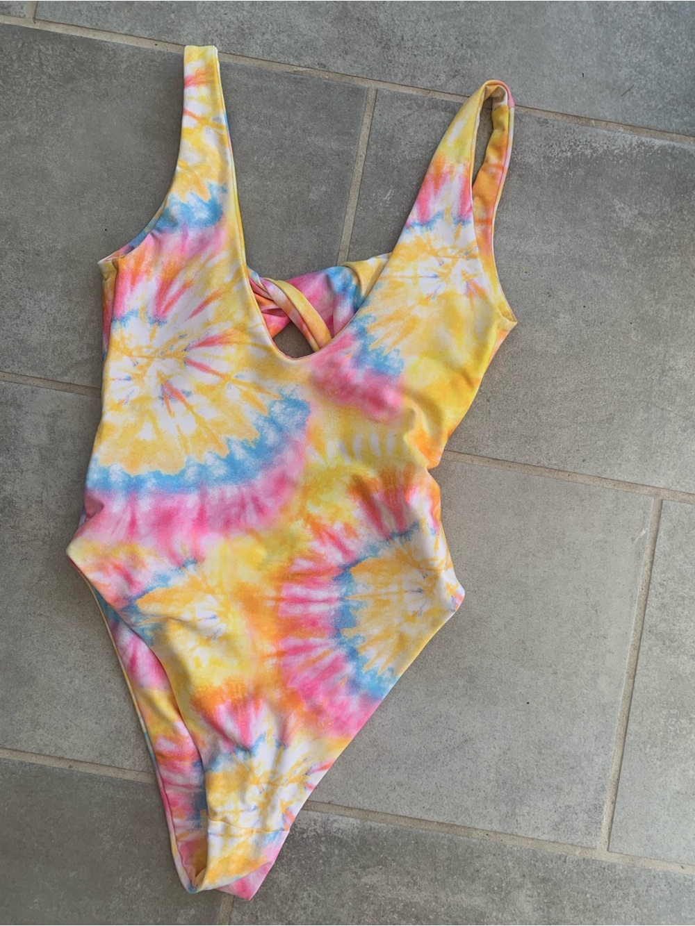 Skatie Tie-Dye Twist Cutout One-Piece Swimsuit - Chloe One Piece - Picture 2 of 5